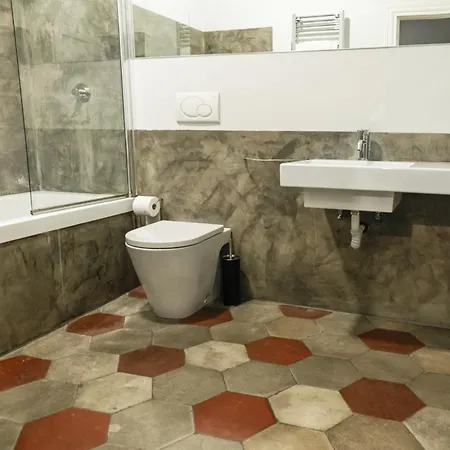 Stylish Roman Loft In Monti Area, Near Colosseum-2